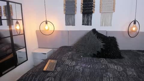 Carrie online show from 10.06.25