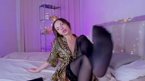 Carrie Byrd online show from 02.01.25