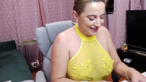 Carrie online show from 12.04.24