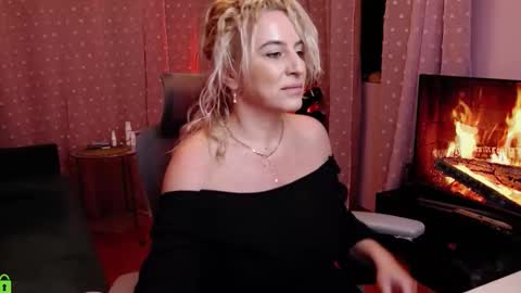 Carrie online show from 12.03.25