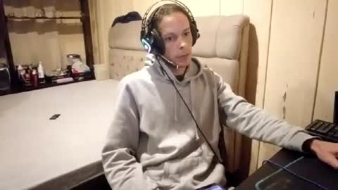 carv4lholpz online show from 06.10.26