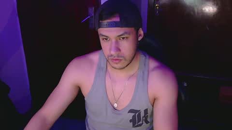 Snapshot of casas_oom chatting on 01.10.25 online show from 01.10.25