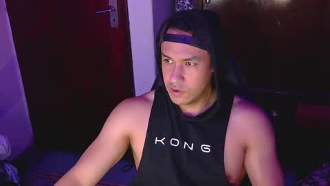 Snapshot of casas_oom chatting on 03.01.25 online show from 03.01.25