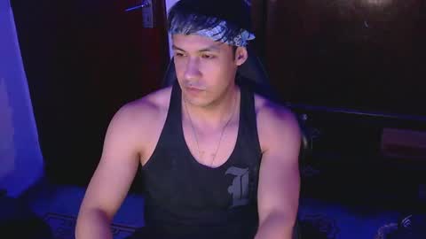 Snapshot of casas_oom chatting on 03.08.25 online show from 03.08.25