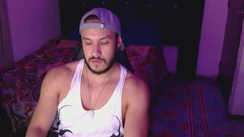 Snapshot of casas_oom chatting on 10.18.25 online show from 10.18.25