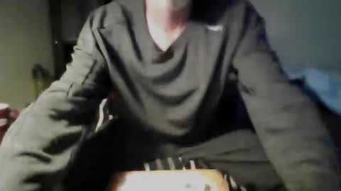 Snapshot of cascadefalls chatting on 03.15.26 Cascade not really but sticking with it online show from 03.15.26