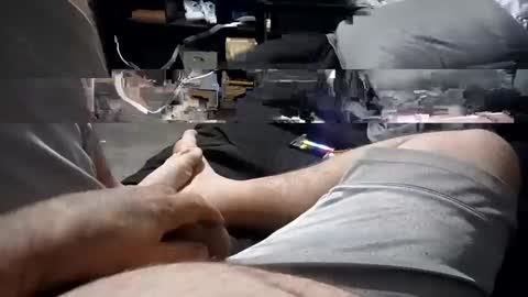 Snapshot of case_payne chatting on 09.29.25 case_payne online show from 09.29.25