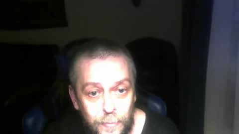 Snapshot of caseurdecue chatting on 04.19.26 AllenGallant online show from 04.19.26