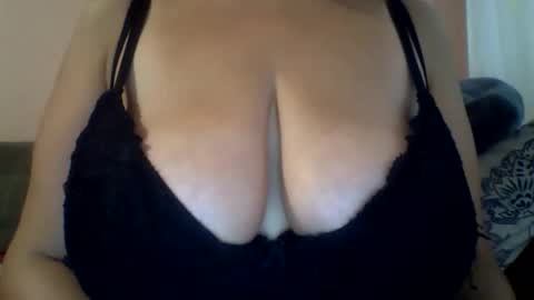 Casey online show from 10.22.25