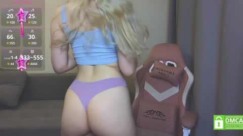 Snapshot of caseylabow chatting on 12.17.24 My name is Casey... Nice to meet you  I will be happy to have funthumbs up please its important online show from 12.17.24