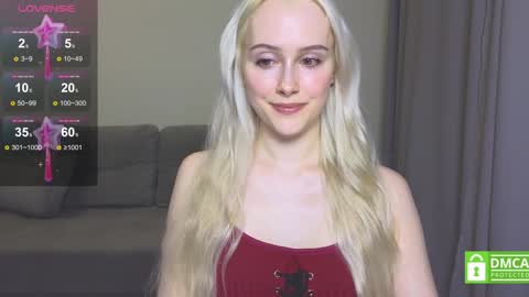 Snapshot of caseylabow chatting on 01.11.25 My name is Casey... Nice to meet you  I will be happy to have funthumbs up please its important online show from 01.11.25