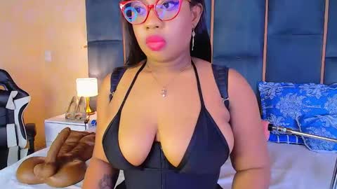 Snapshot of caseymoon chatting on 10.19.25 Casey online show from 10.19.25