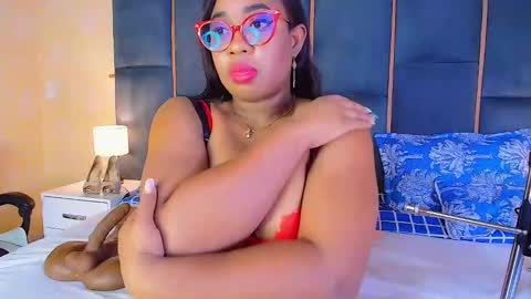 Snapshot of caseymoon chatting on 10.20.25 Casey online show from 10.20.25