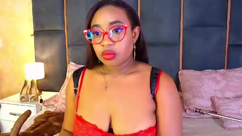 Snapshot of caseymoon chatting on 11.01.25 Casey online show from 11.01.25