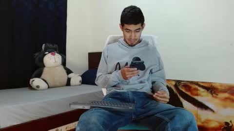 Snapshot of cash_master_san chatting on 10.17.25 Cash Master San online show from 10.17.25