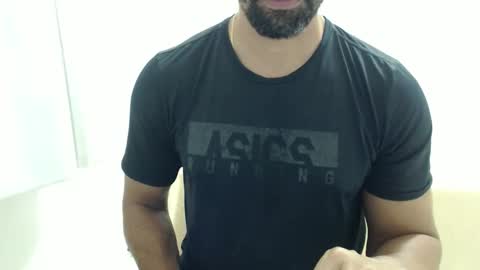 Snapshot of cashmastermuscle77 chatting on 03.02.26 cashmastermuscle77 online show from 03.02.26