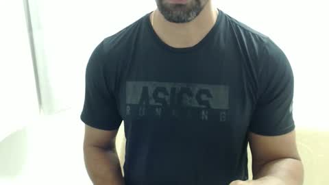 Snapshot of cashmastermuscle77 chatting on 03.04.26 cashmastermuscle77 online show from 03.04.26