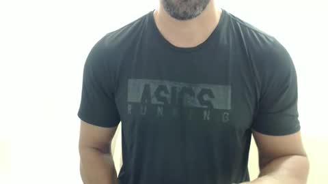 Snapshot of cashmastermuscle77 chatting on 03.06.26 cashmastermuscle77 online show from 03.06.26