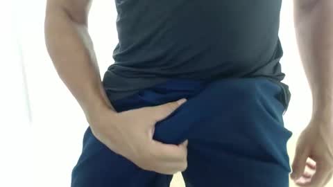 Snapshot of cashmastermuscle77 chatting on 03.11.26 cashmastermuscle77 online show from 03.11.26