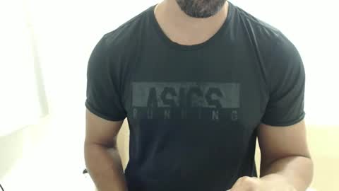 Snapshot of cashmastermuscle77 chatting on 03.12.26 cashmastermuscle77 online show from 03.12.26