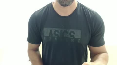 Snapshot of cashmastermuscle77 chatting on 03.16.26 cashmastermuscle77 online show from 03.16.26