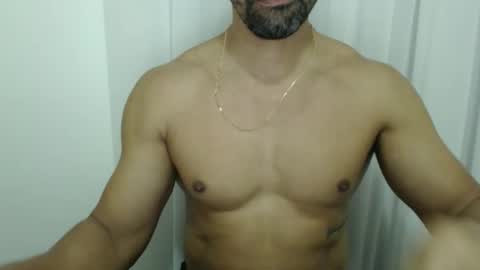 Snapshot of cashmastermuscle77 chatting on 03.21.26 cashmastermuscle77 online show from 03.21.26