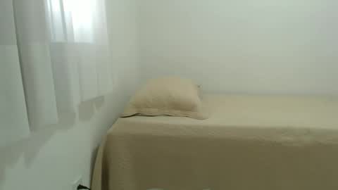 Snapshot of cashmastermuscle77 chatting on 04.23.26 cashmastermuscle77 online show from 04.23.26