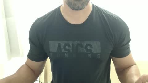 Snapshot of cashmastermuscle77 chatting on 04.29.26 cashmastermuscle77 online show from 04.29.26