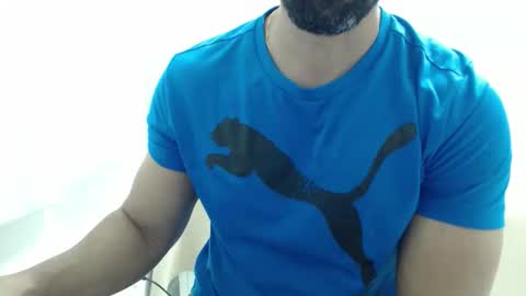 Snapshot of cashmastermuscle77 chatting on 05.18.26 cashmastermuscle77 online show from 05.18.26