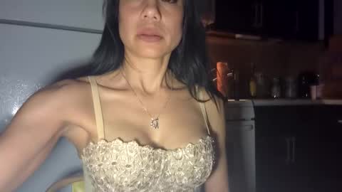 Roxy online show from 04.05.26