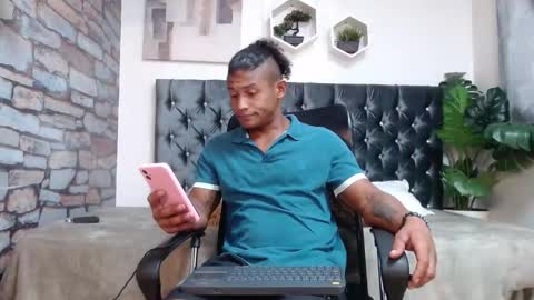 Snapshot of casike_978 chatting on 09.30.25 Casike online show from 09.30.25