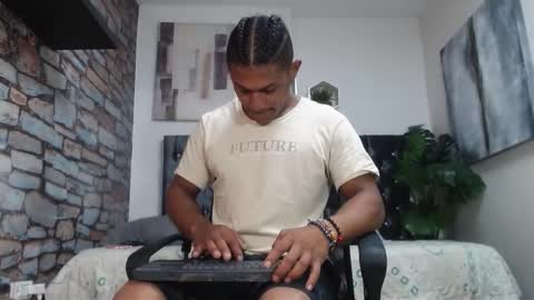 Snapshot of casike_978 chatting on 10.29.25 Casike online show from 10.29.25