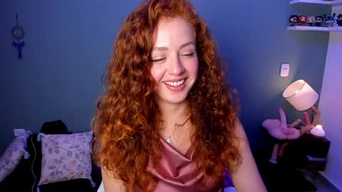 Snapshot of cassandra_caiin chatting on 12.24.24 Cassie online show from 12.24.24