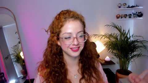 Snapshot of cassandra_caiin chatting on 01.22.25 Cassie online show from 01.22.25