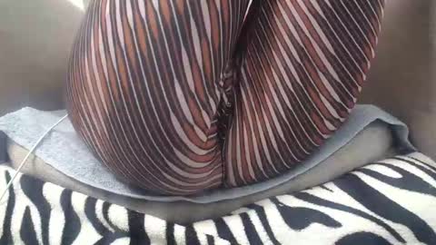 Cassandra joy online show from 11.21.25