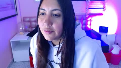 573215024606 online show from 11.24.25