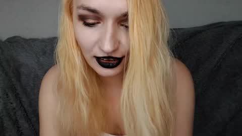 Snapshot of cassandratate chatting on 01.25.25 Casey Chris online show from 01.25.25