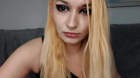 Snapshot of cassandratate chatting on 01.27.25 Casey Chris online show from 01.27.25