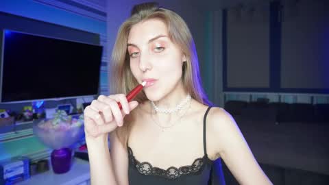 Snapshot of cassiablade1 chatting on 09.10.25 Seductress Cassia FINDOM AND SADISM NO NUDE online show from 09.10.25