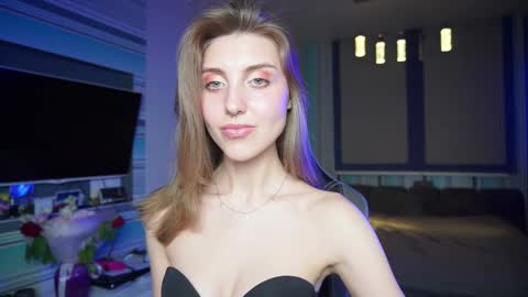 Snapshot of cassiablade1 chatting on 09.14.25 Seductress Cassia FINDOM AND SADISM NO NUDE online show from 09.14.25