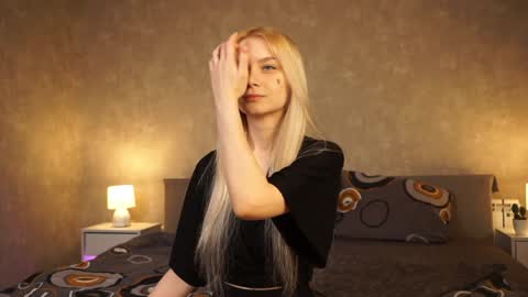 Cassie online show from 12.22.24