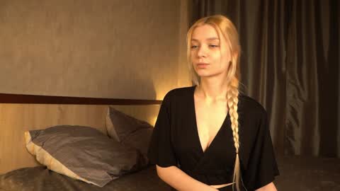 Cassie online show from 01.05.25