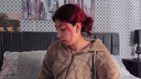 Snapshot of cassie_bloom chatting on 02.25.25 cassie_bloom online show from 02.25.25