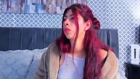 Snapshot of cassie_bloom chatting on 02.26.25 cassie_bloom online show from 02.26.25