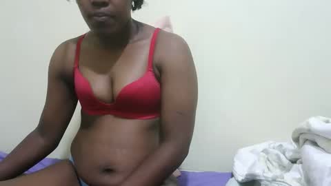 Snapshot of cassie_en chatting on 09.14.25 cassie_en online show from 09.14.25
