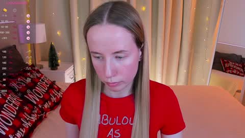 Snapshot of cassie_kelman chatting on 12.26.24 Cassie online show from 12.26.24