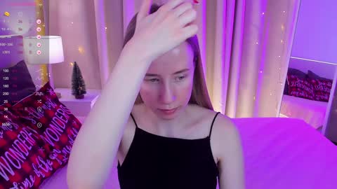 Snapshot of cassie_kelman chatting on 12.29.24 Cassie online show from 12.29.24