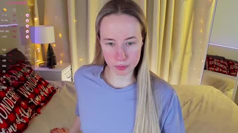 Snapshot of cassie_kelman chatting on 01.12.25 Cassie online show from 01.12.25