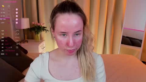 Snapshot of cassie_kelman chatting on 02.20.25 Cassie online show from 02.20.25