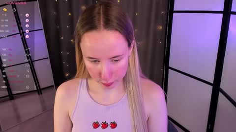 Snapshot of cassie_kelman chatting on 02.21.25 Cassie online show from 02.21.25